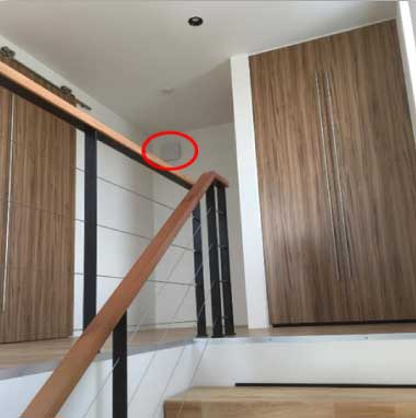 せせらぎ付きの床